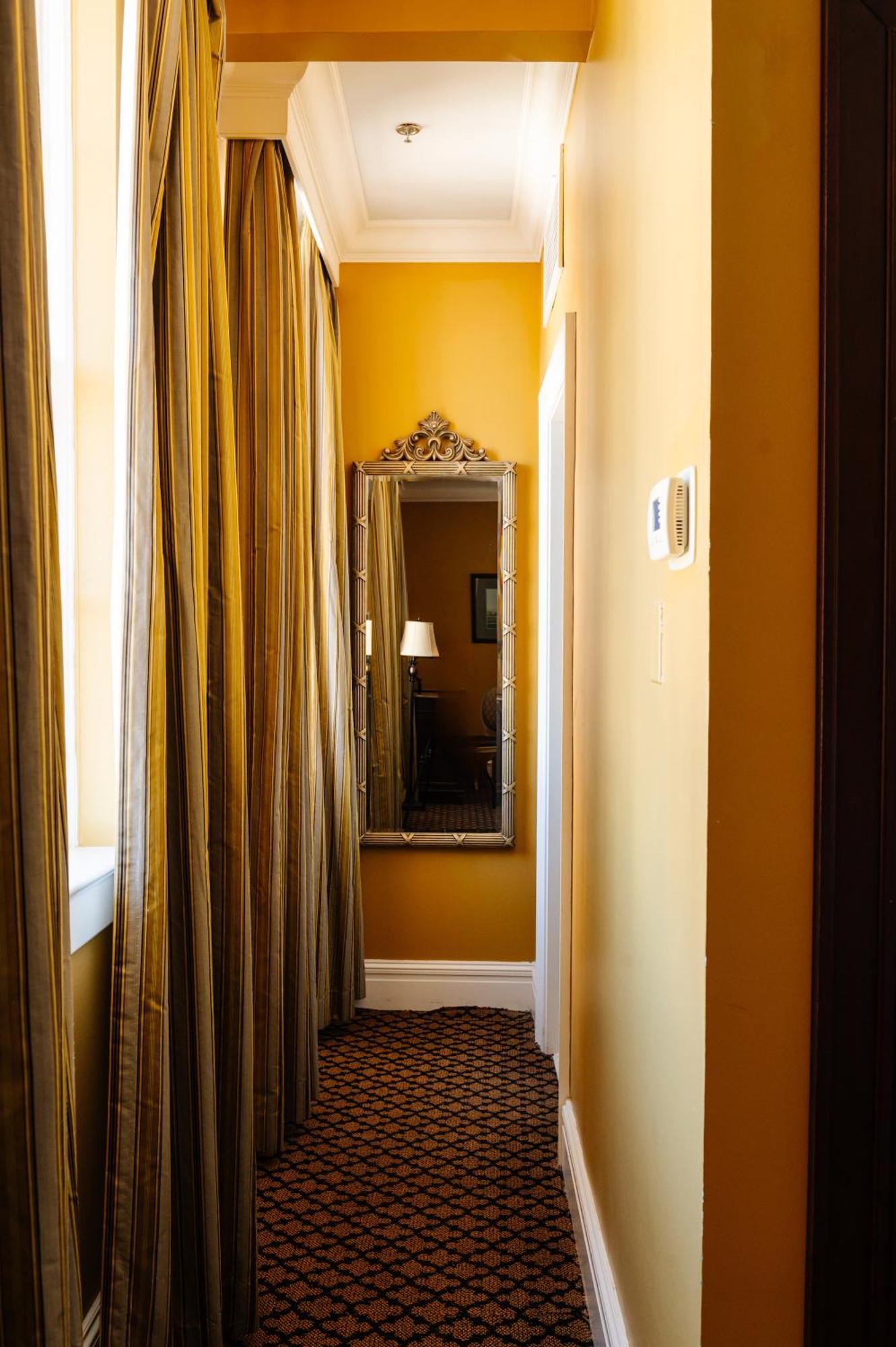 The Lafayette New Orleans By Kasa Hotell Rom bilde